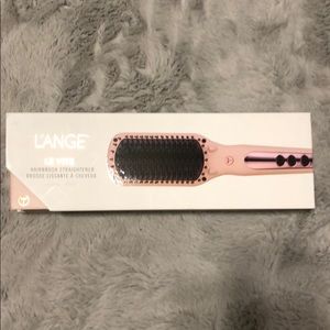 L’ange Le Vite Hairbrush Straightener